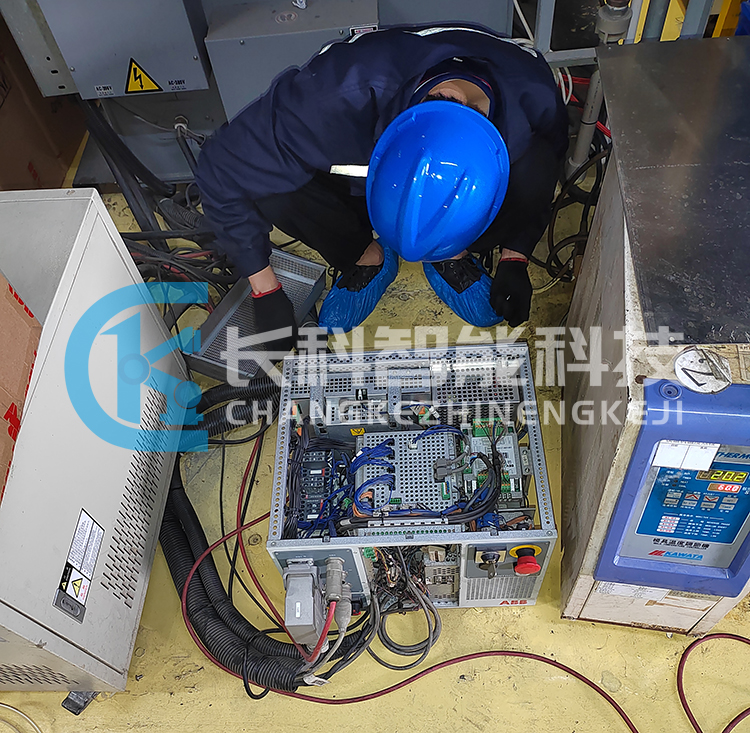 ABB機(jī)械手保養(yǎng)前后對比圖 ABB機(jī)械手保養(yǎng)前后對比圖