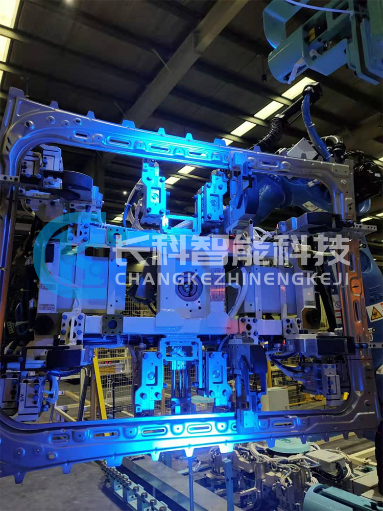 安川機(jī)器人汽車工作站系統(tǒng)集成 安川機(jī)器人汽車工作站系統(tǒng)集成