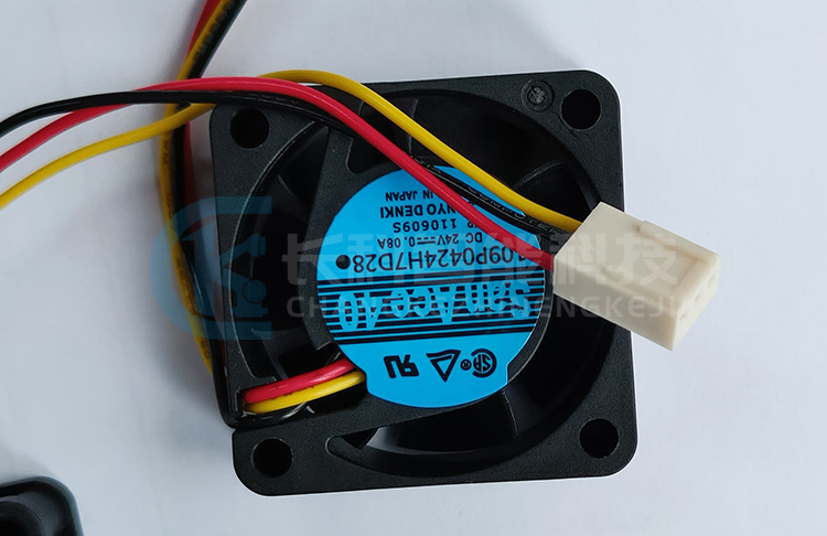 三洋SanAce40小風(fēng)扇109P0424H7D28 三洋SanAce40小風(fēng)扇109P0424H7D28