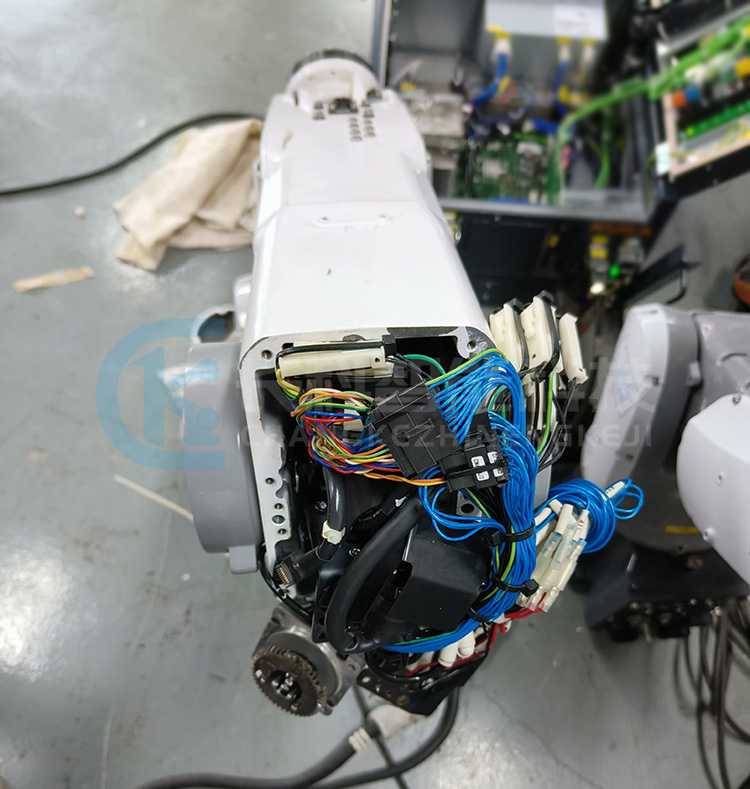 維修那智機(jī)器人MZ04、MZ07